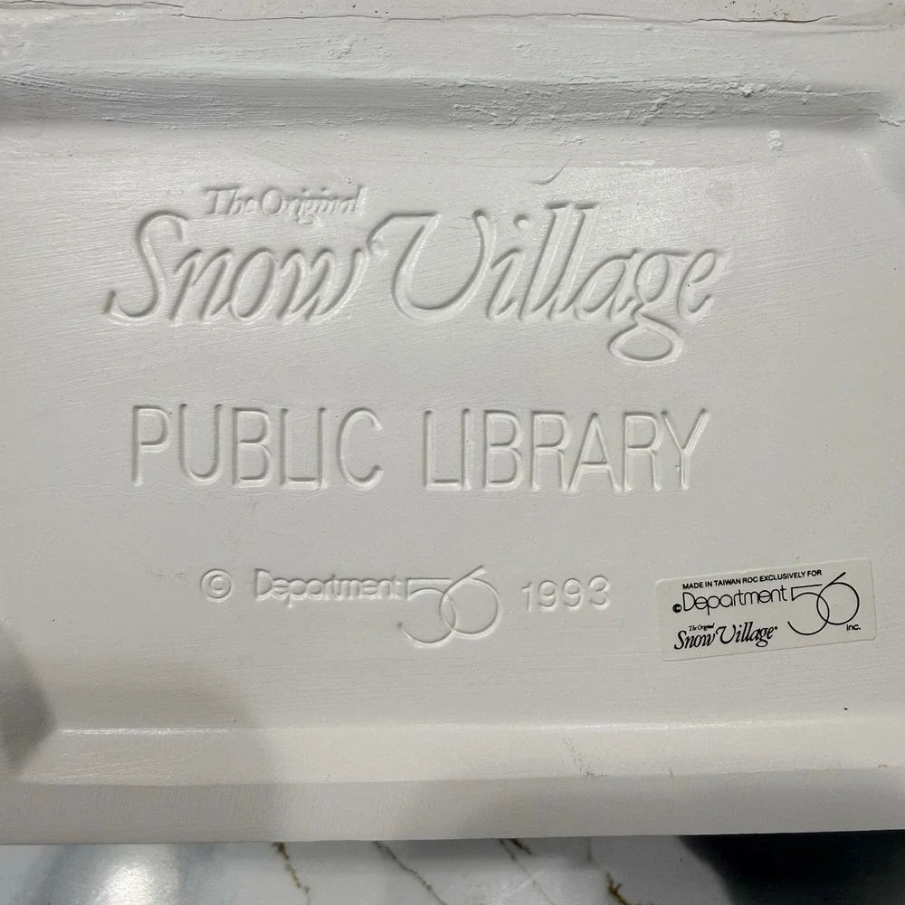 Dept 56 Village Public Library Original Snow Village Lighted 54437 Retired Boxed